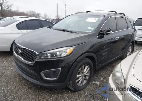 2016 Kia Sorento 2.4L Lx z USA, uszkodzony, nr VIN 5XYPGDA36GG165212